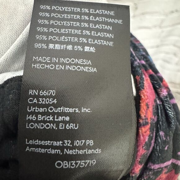 Free People Giselle Velvet Billowy Leg Jumpsuit Long Sleeve Deep V Neck Womens M - Picture 14 of 16